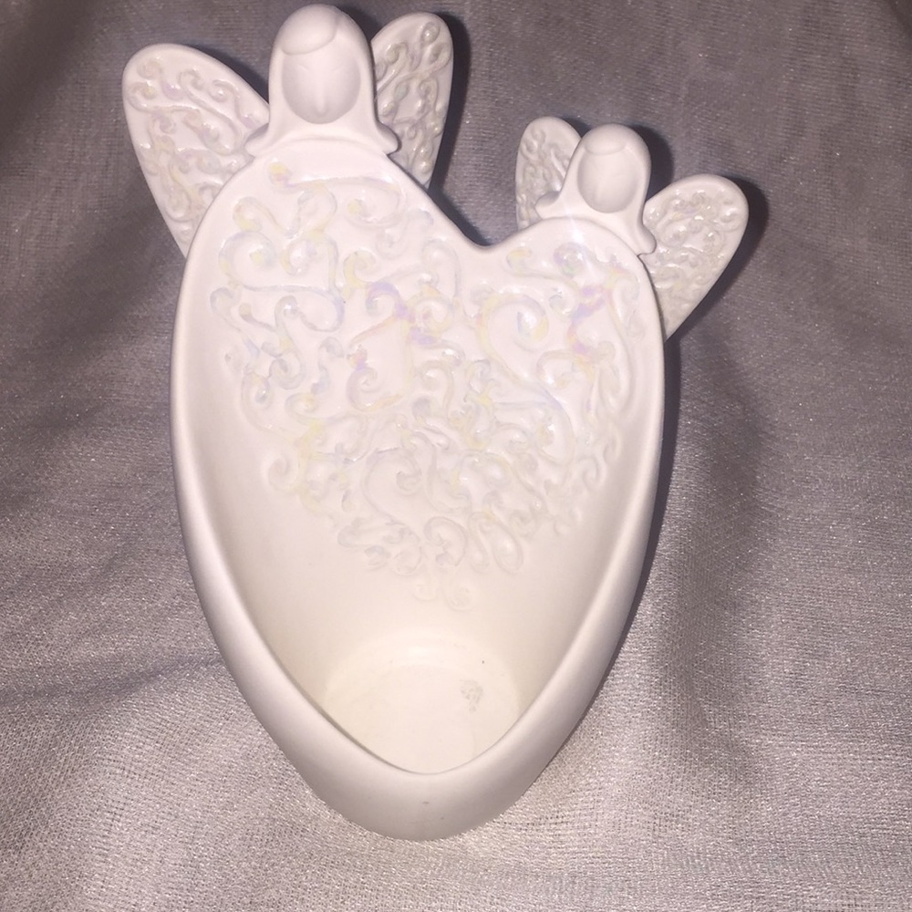 Party Lite Kindness Angel looks new